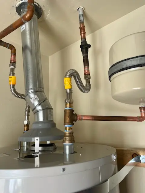 Water heater installation and plumbing repair in Brook Highland